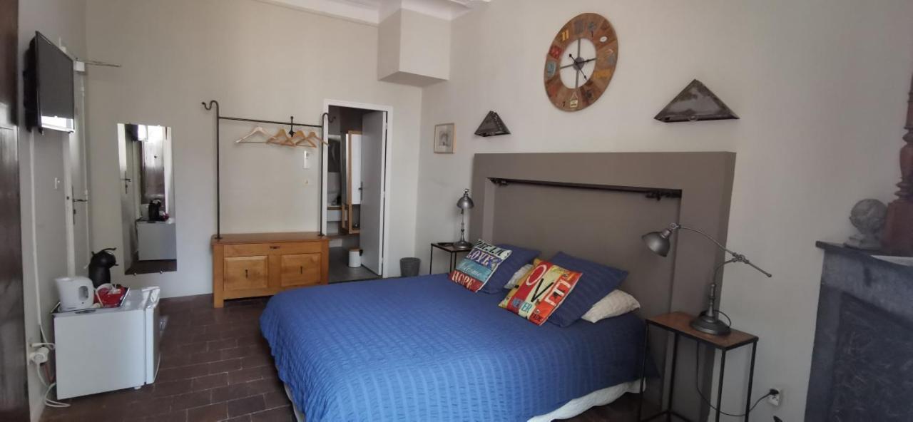 Bed and Breakfast Le Mimosa Saint-Saturnin-de-Lucian Екстер'єр фото