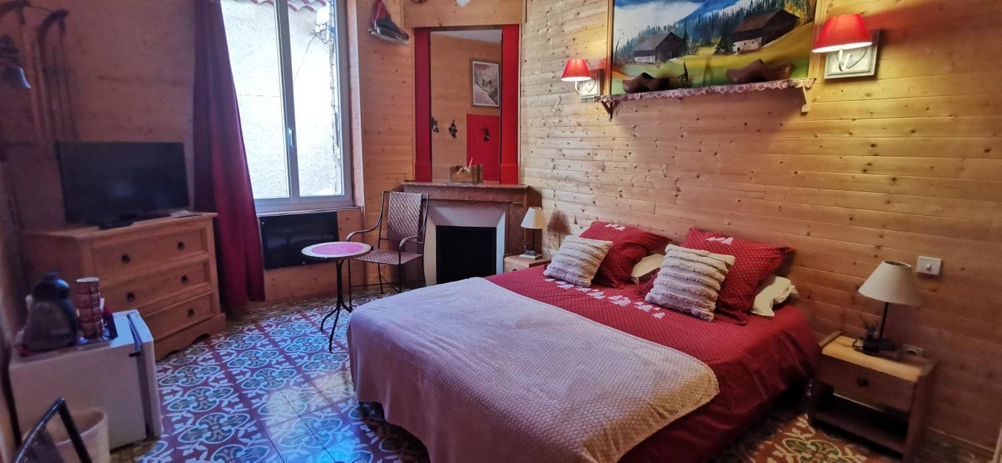 Bed and Breakfast Le Mimosa Saint-Saturnin-de-Lucian Екстер'єр фото
